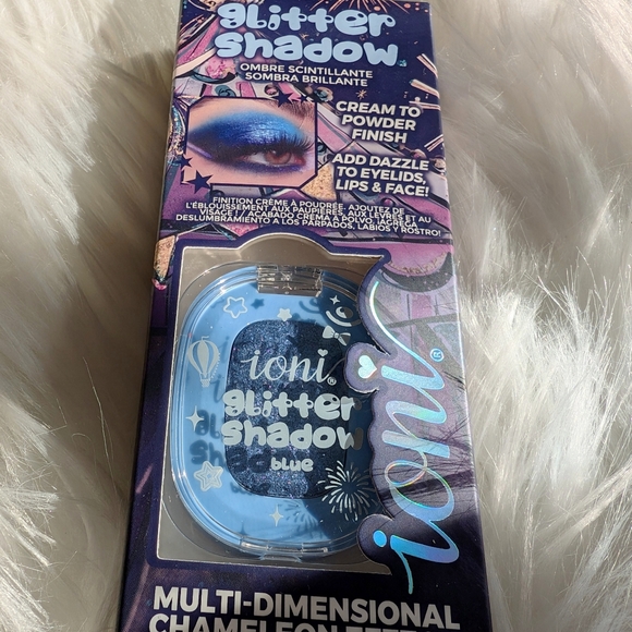 Blue glitter pigment eyeshadow - Picture 3 of 5